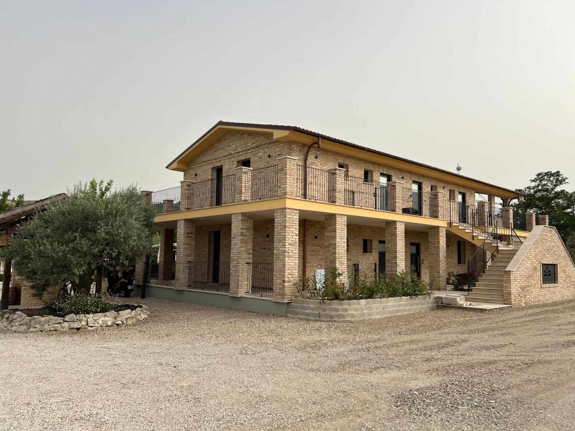 Ll Crinale Village Colli del Tronto Kültér fotó